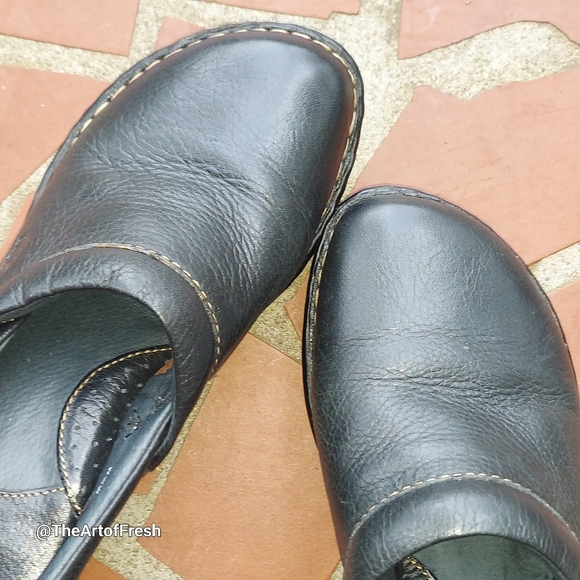 BOC BORN Clogs Womens 7 Black Leather Slip On Comfort Shoes - Picture 4 of 13